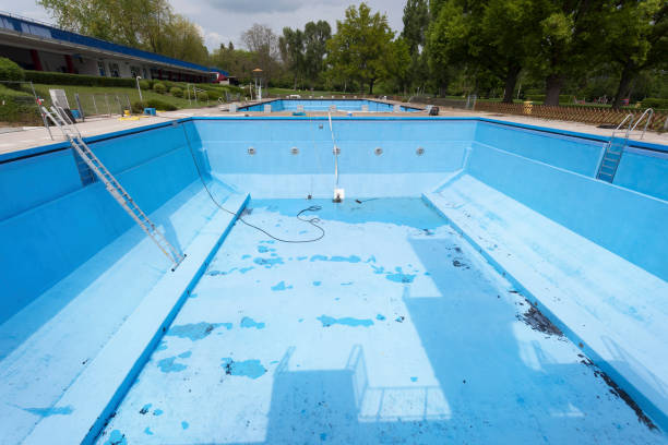 Best Emergency water damage restoration  in Lewisburg, TN